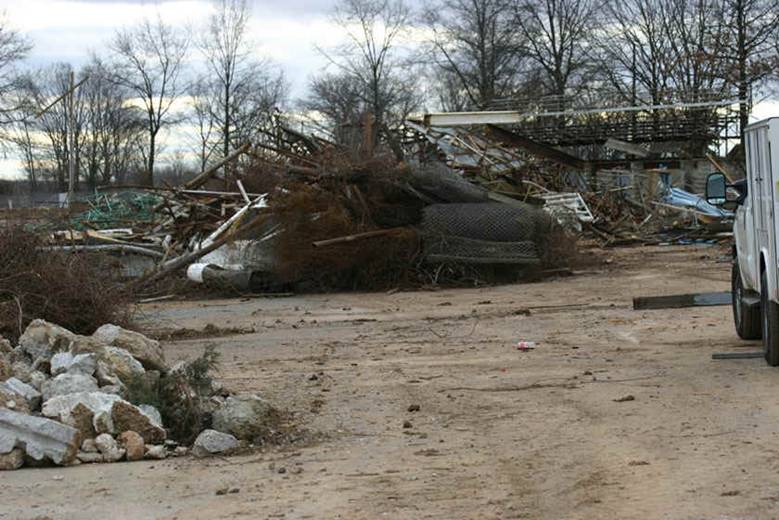 c01.06.06_FLEM_1st_turn.jpg (169177 bytes)